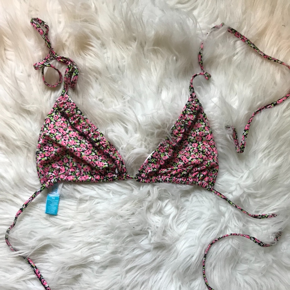 VS PINK Ruffle Flower Print Bikini Top
